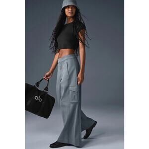 Alo Yoga Show Off Cargo Wide Leg Trouser Regular Length Steel Grey Gray NWOT XS
